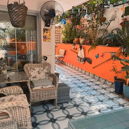 & Garden Lägenhet *
