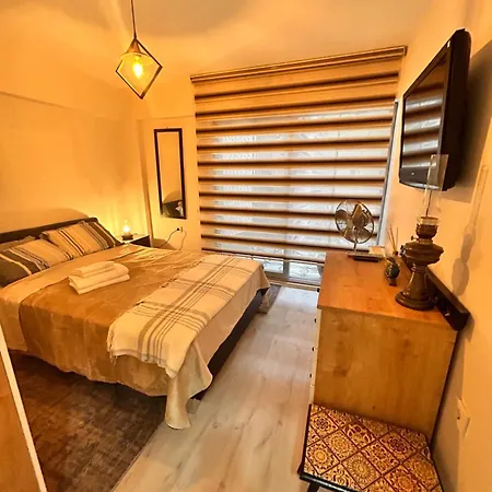 & Garden Apartment