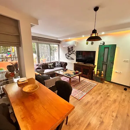 Apartment & Garden